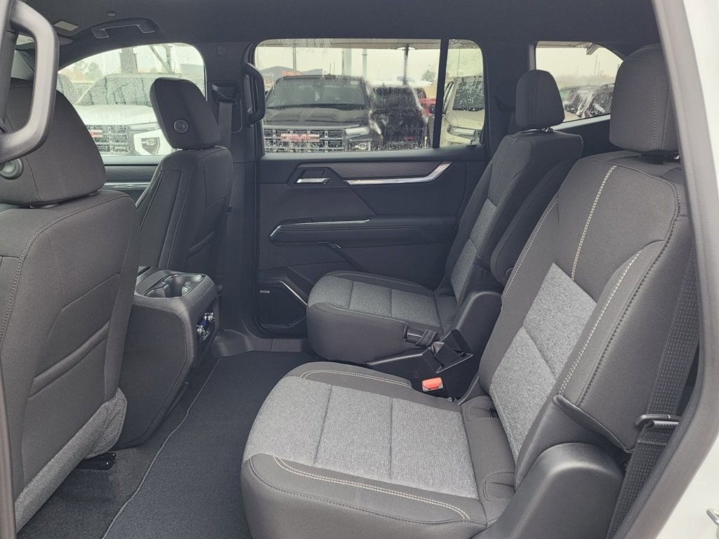 New 2026 GMC Acadia Elevation image 43