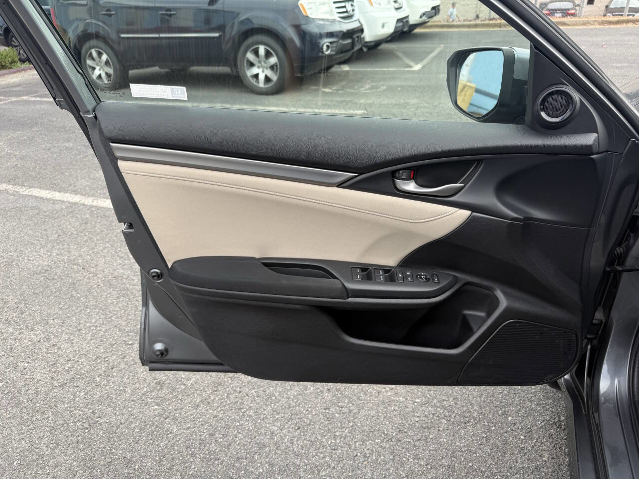 Used 2019 Honda Civic EX image 10