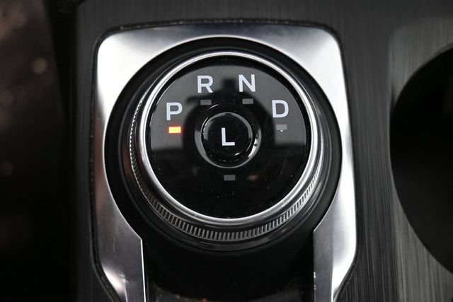 Used 2024 Ford Escape Platinum AWD/4WD image 33