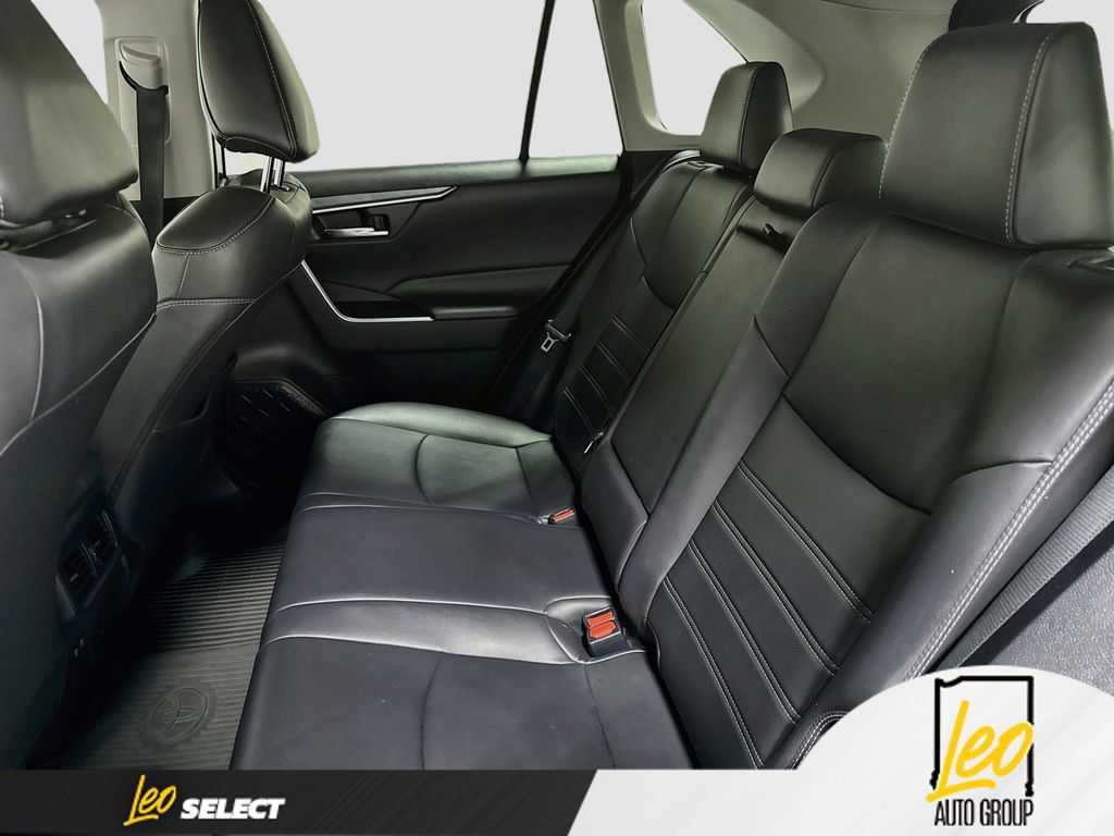 Used 2020 Toyota RAV4 XLE Premium AWD/4WD image 27