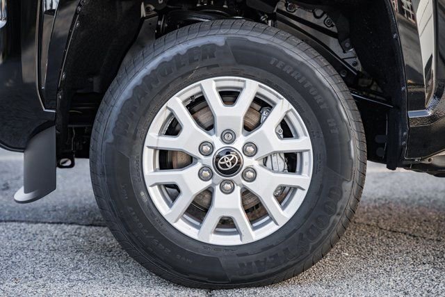 New 2026 Toyota Tacoma SR5 image 15
