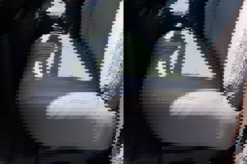 New 2025 GMC Savana 2500 w/ Driver Convenience Package image 13