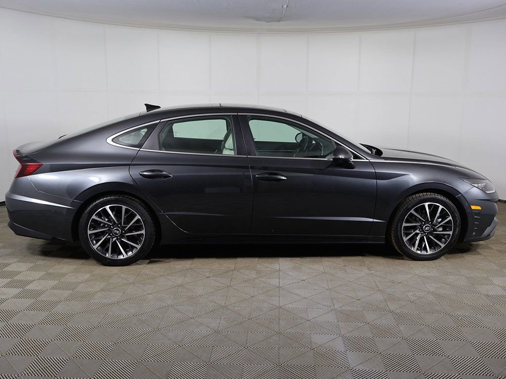 Certified 2023 Hyundai Sonata Limited w/ Cargo Package image 19