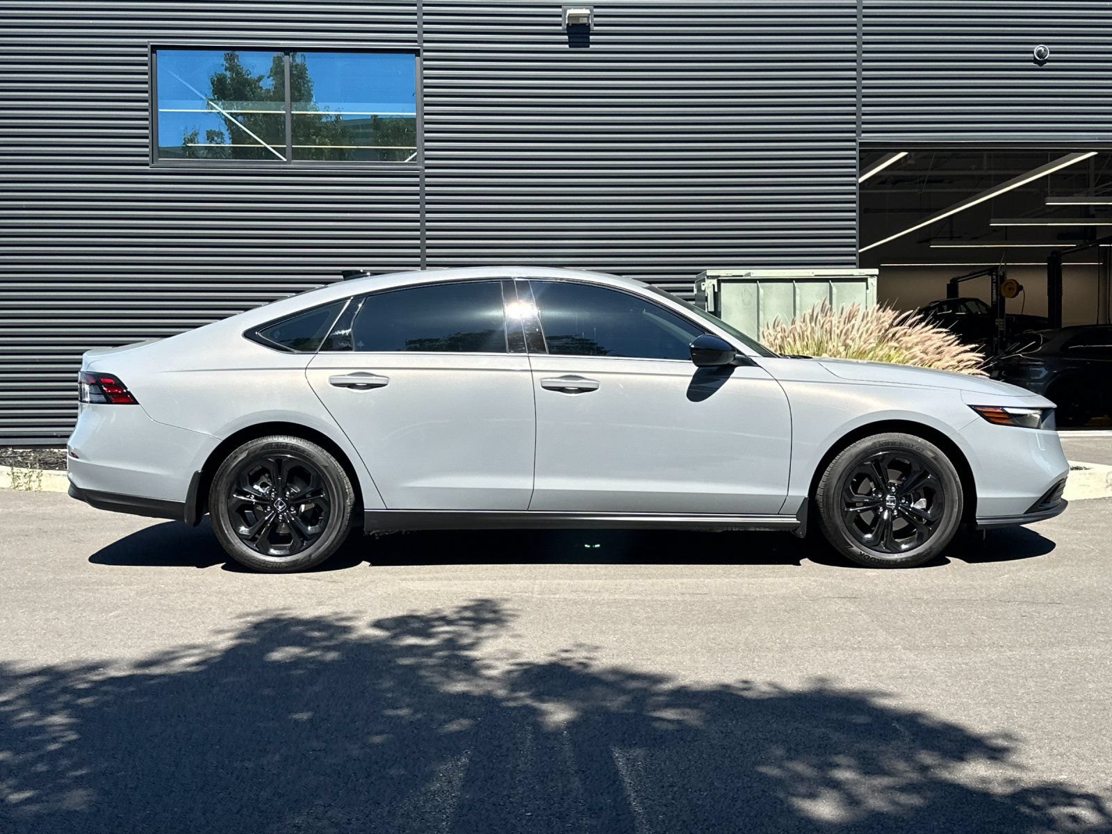 Used 2025 Honda Accord SE image 7