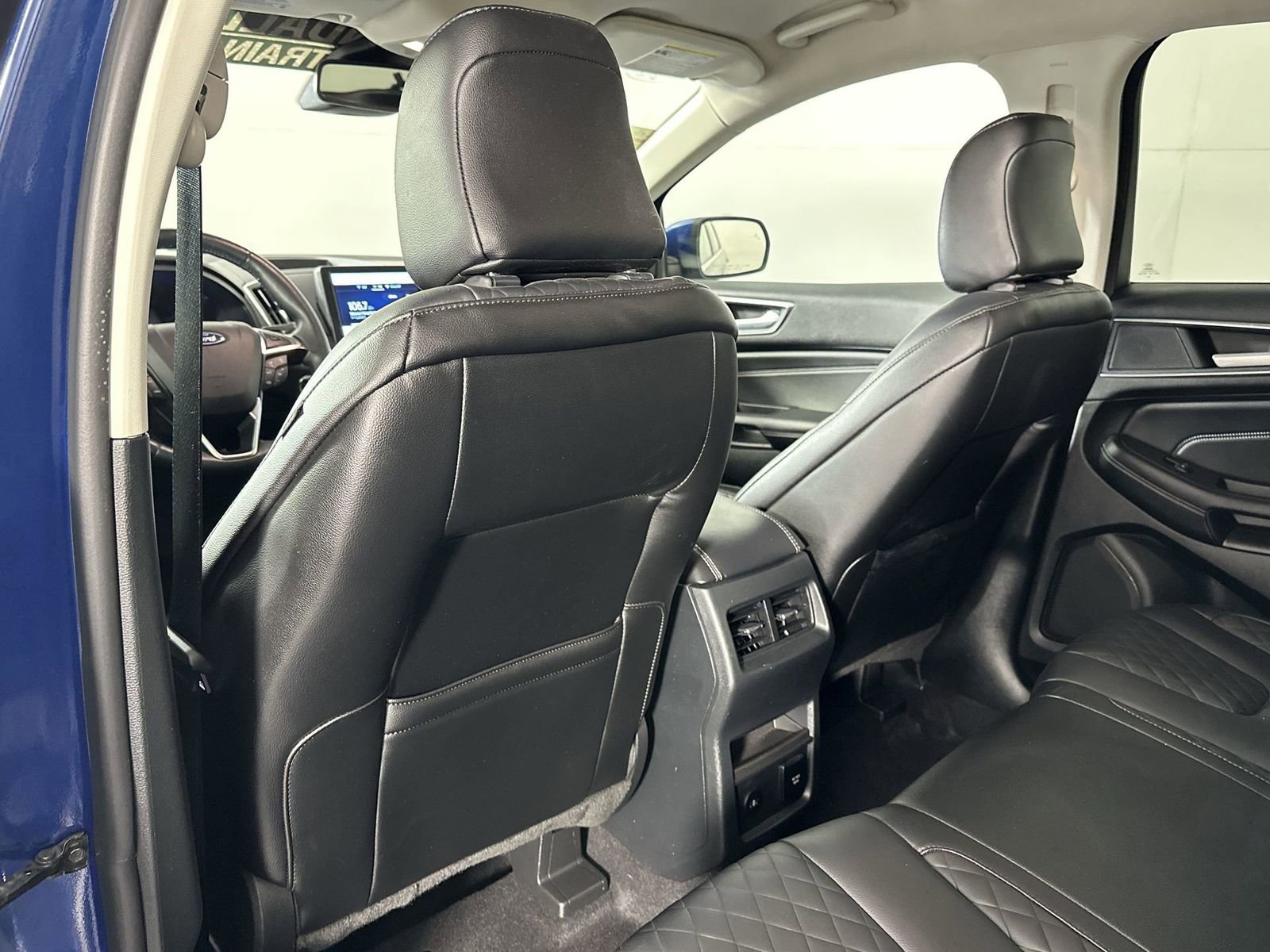 Used 2024 Ford Edge Titanium AWD/4WD image 22