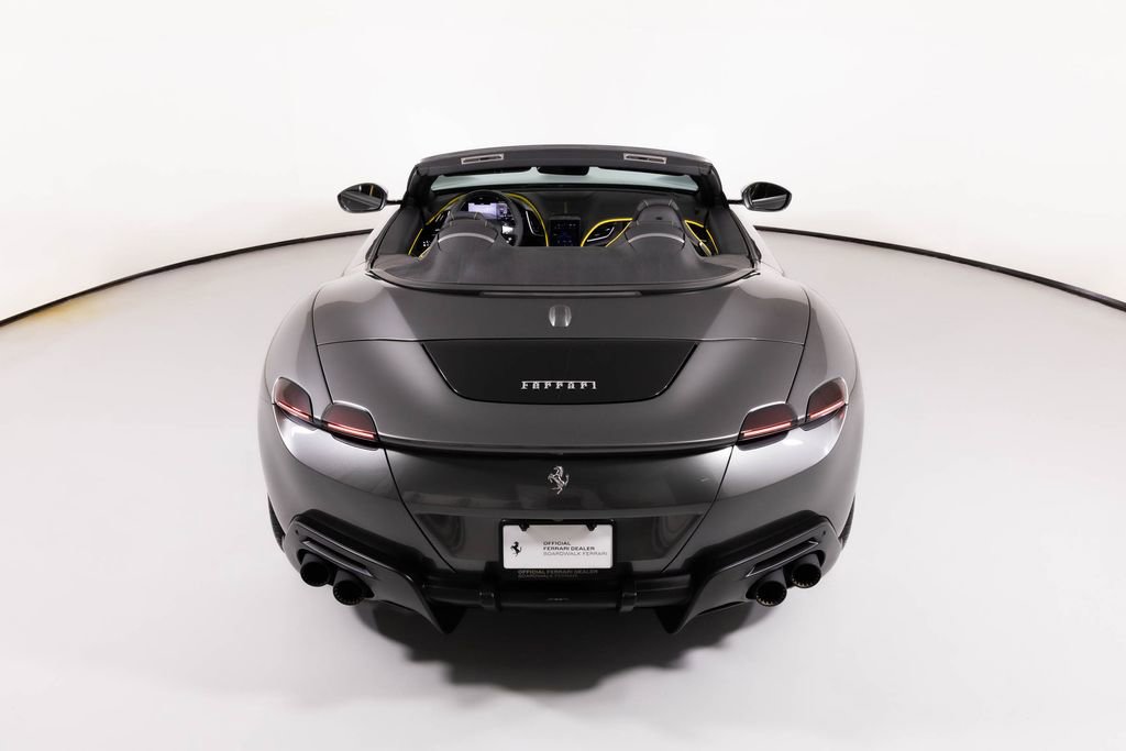 Used 2025 Ferrari Roma Spider RWD image 22