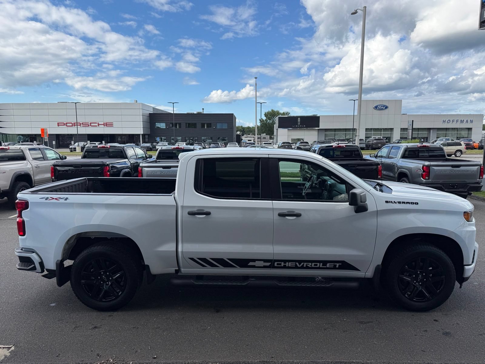 Used 2022 Chevrolet Silverado 1500 Custom w/ Rally Edition AWD/4WD image 3