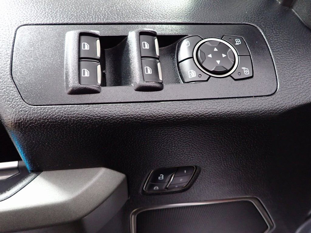 Used 2018 Ford F150 Raptor w/ Equipment Group 802A Luxury image 24