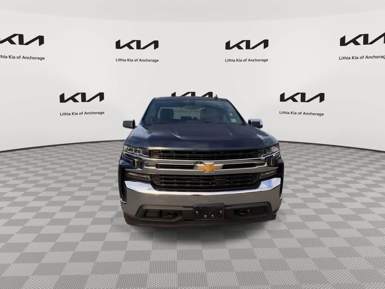 Used 2020 Chevrolet Silverado 1500 LT w/ All-Star Edition AWD/4WD image 3