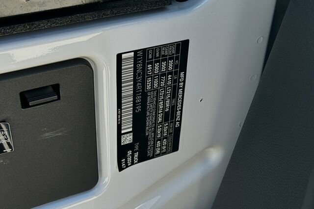 Used 2024 Mercedes-Benz Sprinter 3500 image 24
