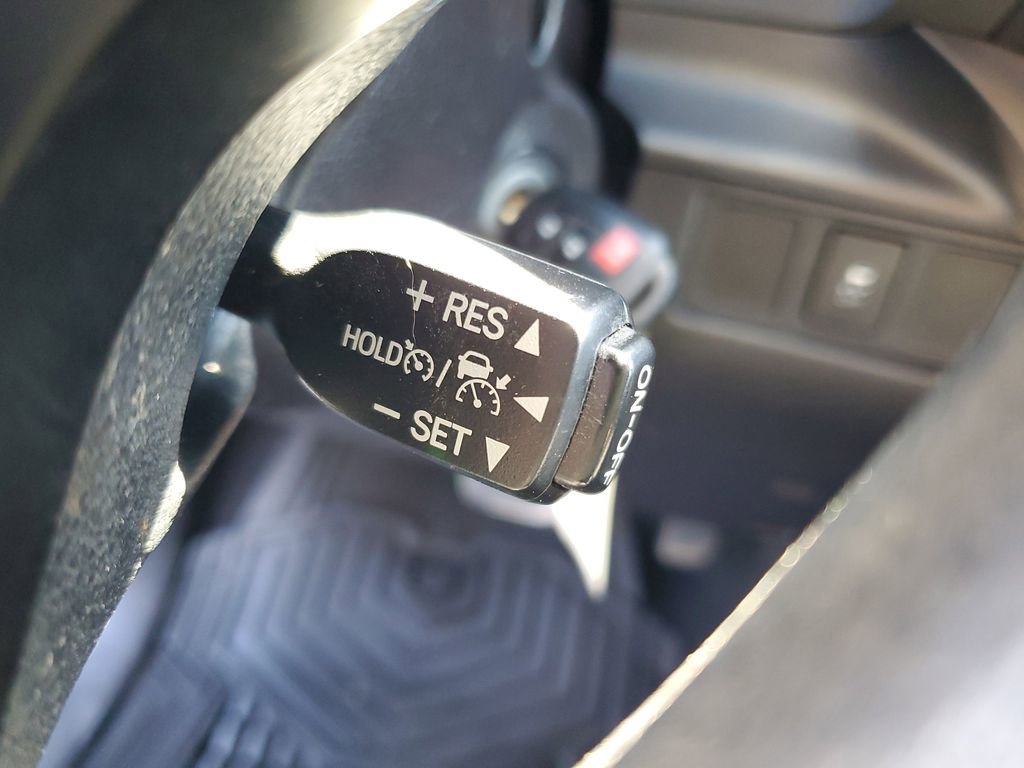 Used 2018 Toyota Tundra SR image 13