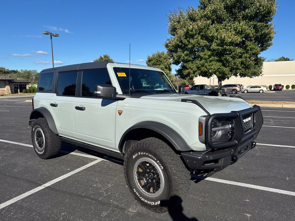 Used 2022 Ford Bronco Badlands AWD/4WD image 2