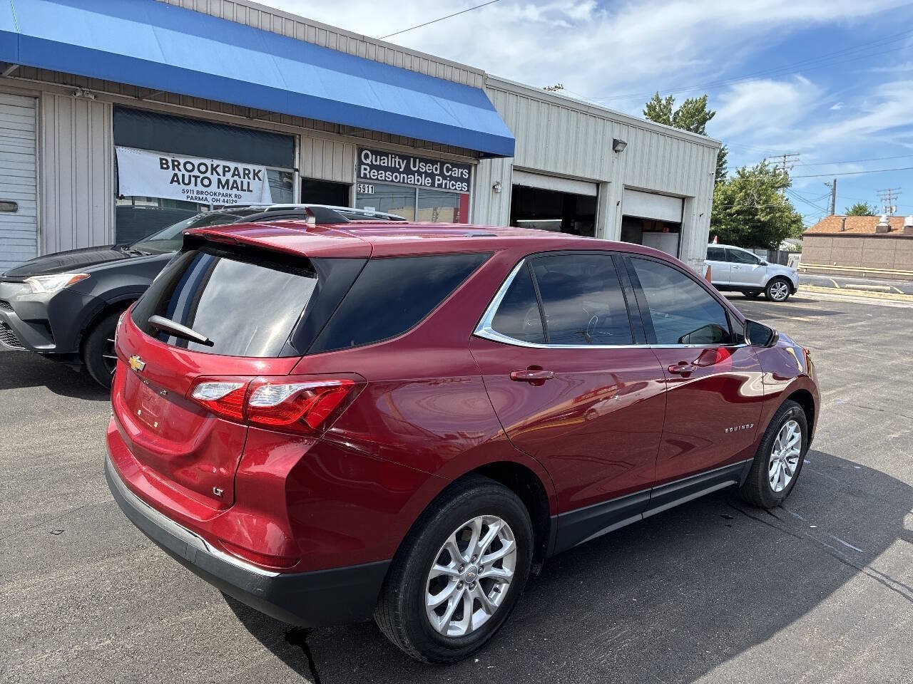 Used 2018 Chevrolet Equinox LT FWD image 6