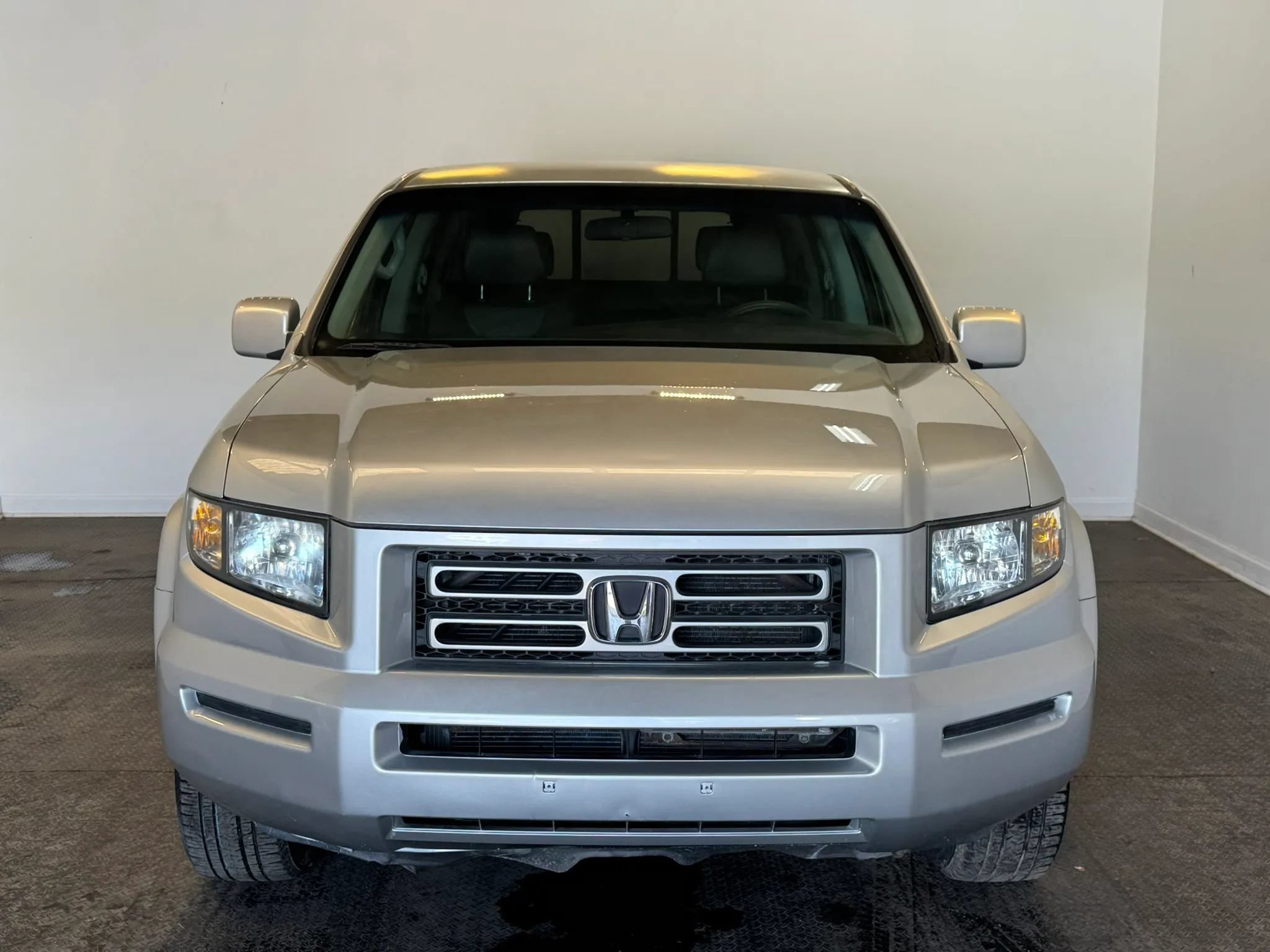 Used 2007 Honda Ridgeline RTS image 2