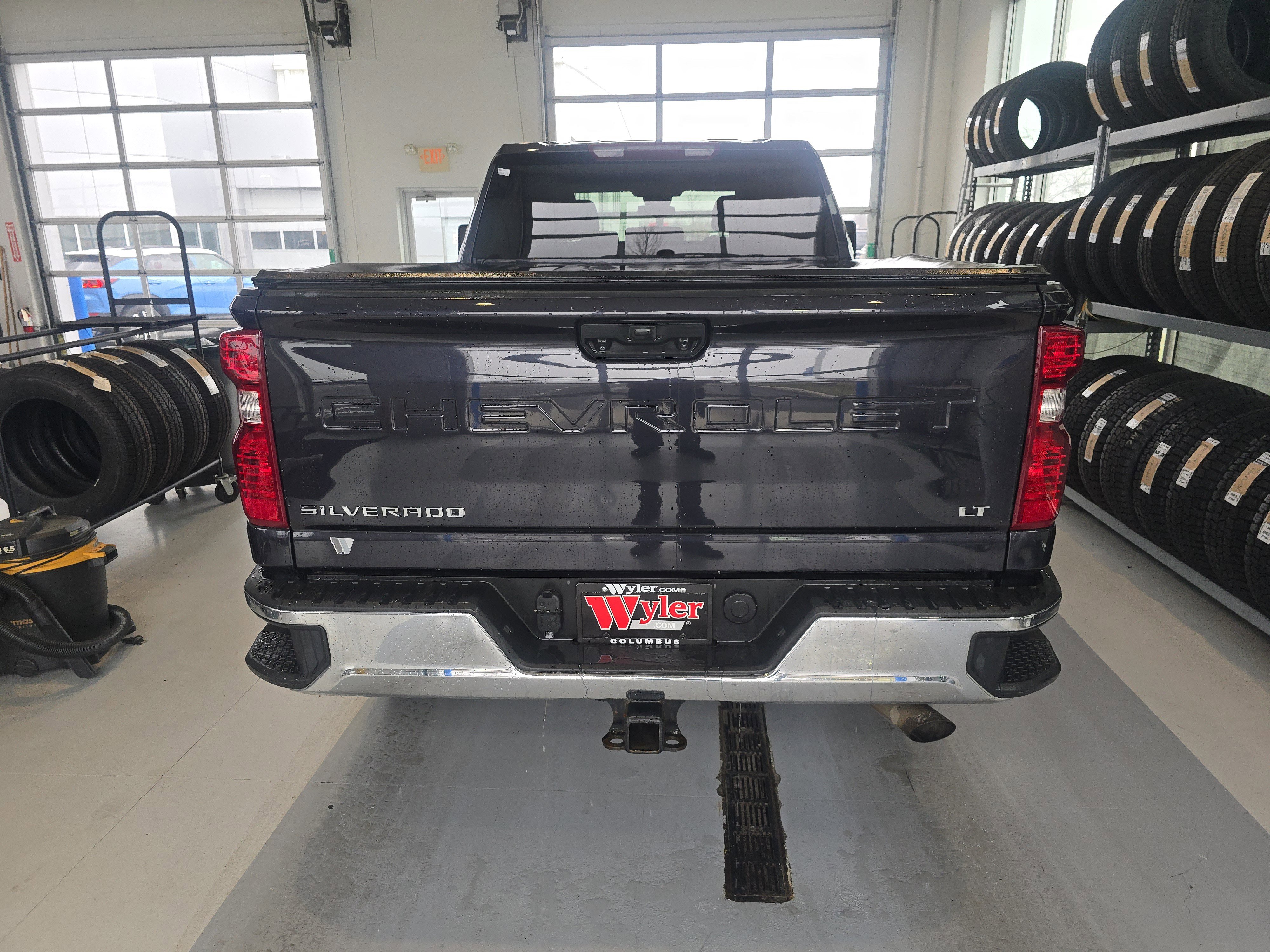 Used 2024 Chevrolet Silverado 3500 LT w/ Convenience Package image 5