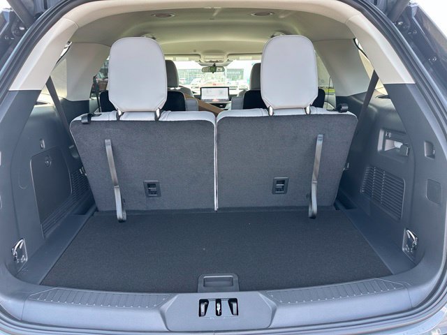 New 2026 Ford Explorer Active w/ Active Comfort Package AWD/4WD image 26