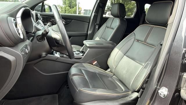 Certified 2022 Chevrolet Blazer Premier w/ Enhanced Convenience Package AWD/4WD image 7