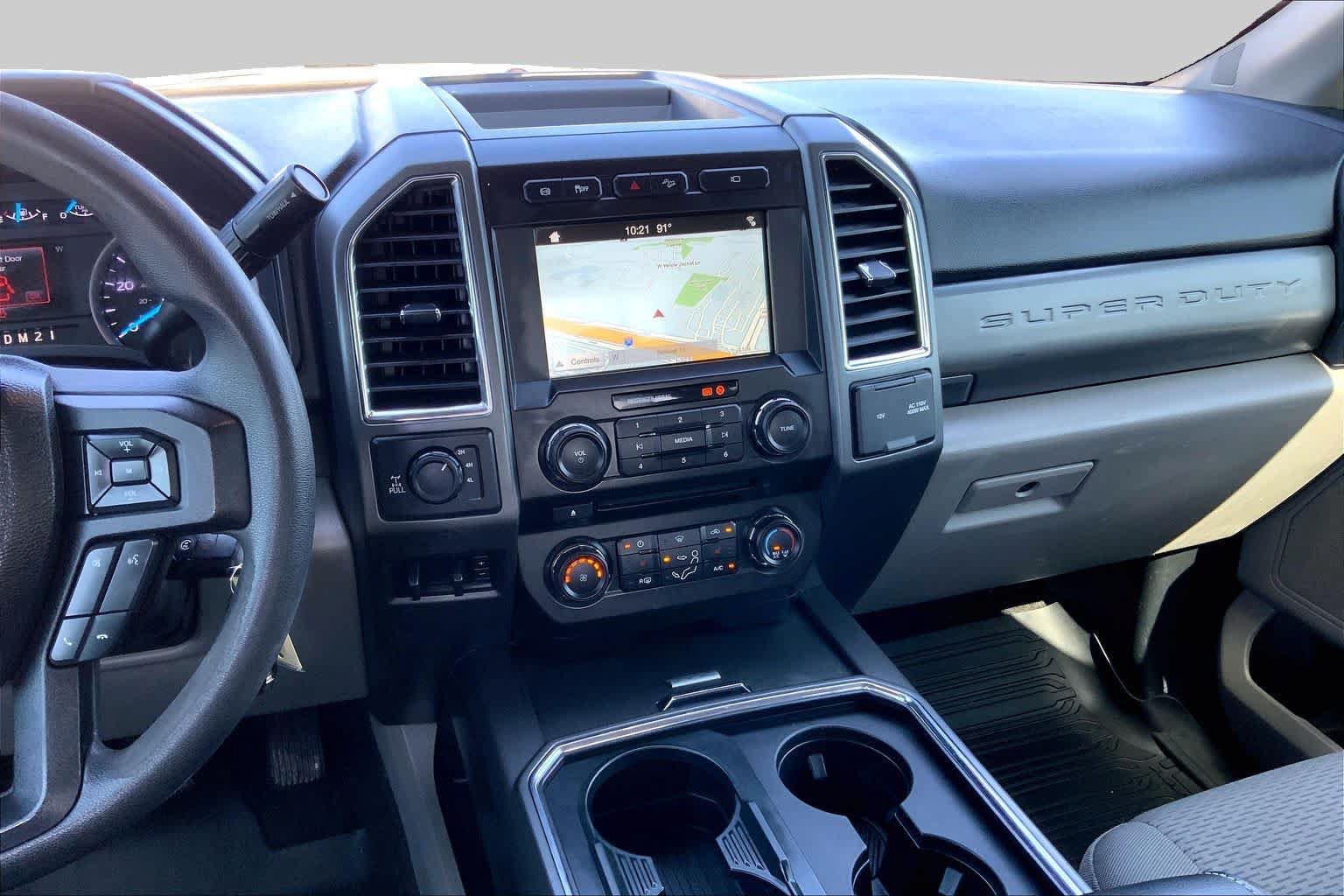 Used 2018 Ford F250 XLT w/ XLT Premium Package AWD/4WD image 7