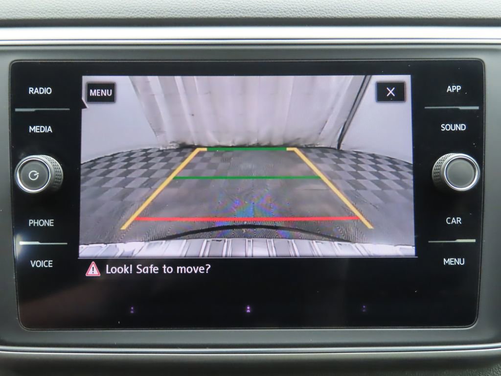 Used 2019 Volkswagen Atlas SE w/ Panoramic Sunroof Package image 15