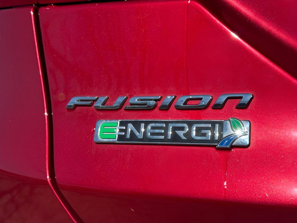 Used 2013 Ford Fusion Energi Titanium w/ Driver Assist Pkg image 10