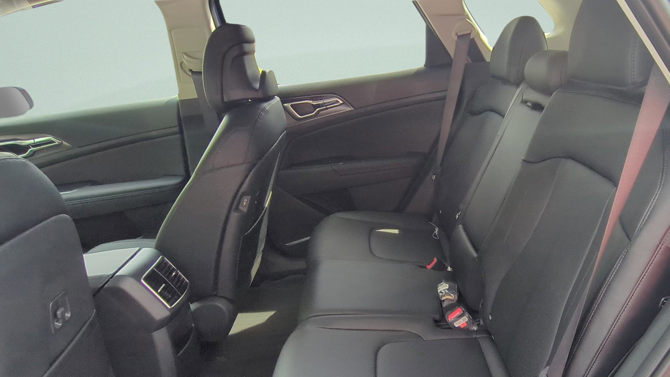New 2026 Kia Sportage EX FWD image 9