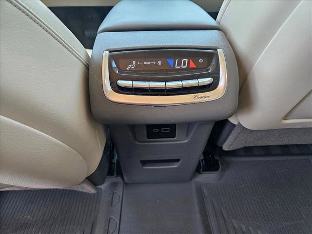 Used 2020 Cadillac XT6 Premium Luxury AWD/4WD image 19