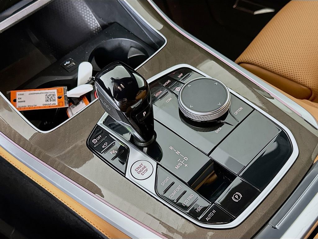 Used 2023 BMW X5 xDrive40i w/ Premium Package image 22