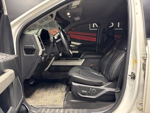 Used 2019 Ford F250 Lariat w/ Chrome Package AWD/4WD image 4