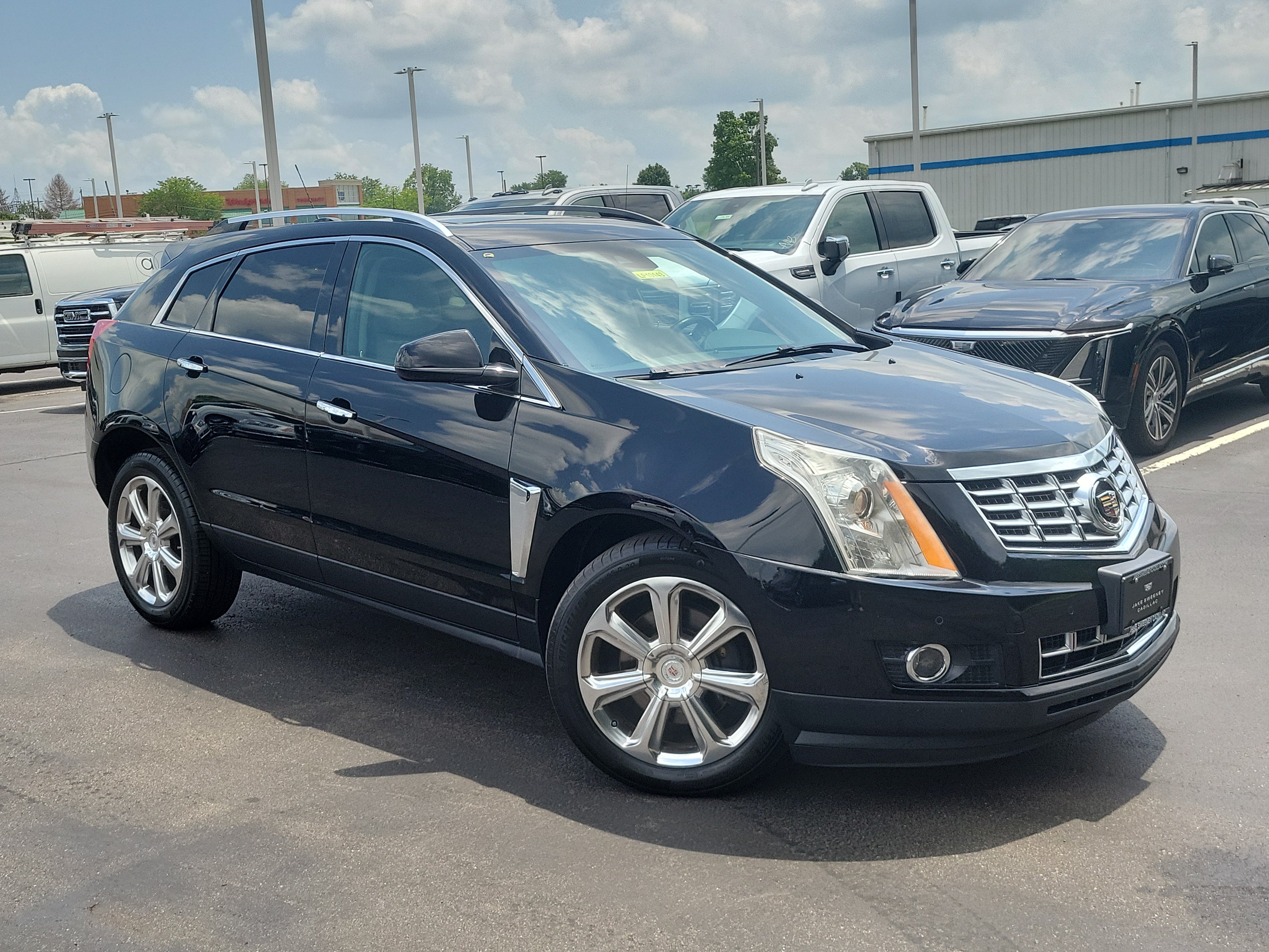 Used 2015 Cadillac SRX Performance w/ Driver Awareness Package FWD image 33