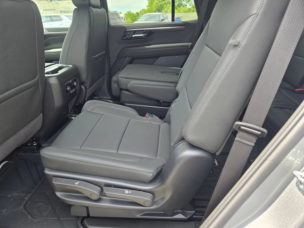New 2026 Chevrolet Tahoe LT w/ Comfort Package AWD/4WD image 16