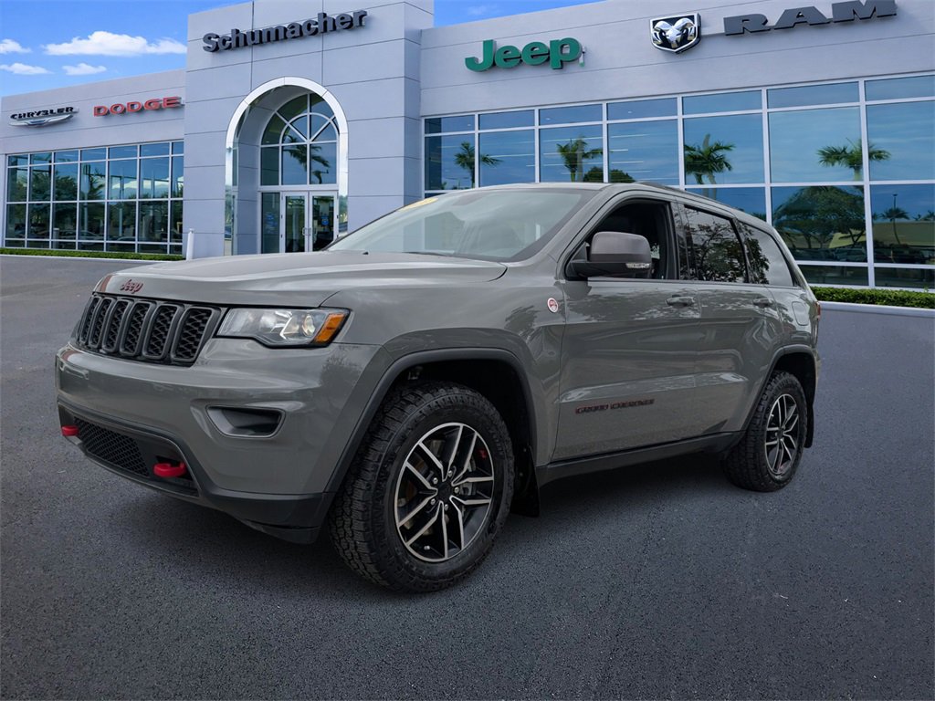 Used 2021 Jeep Grand Cherokee Trailhawk image 3