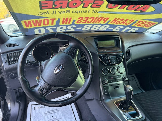 Used 2015 Hyundai Genesis 3.8 image 11