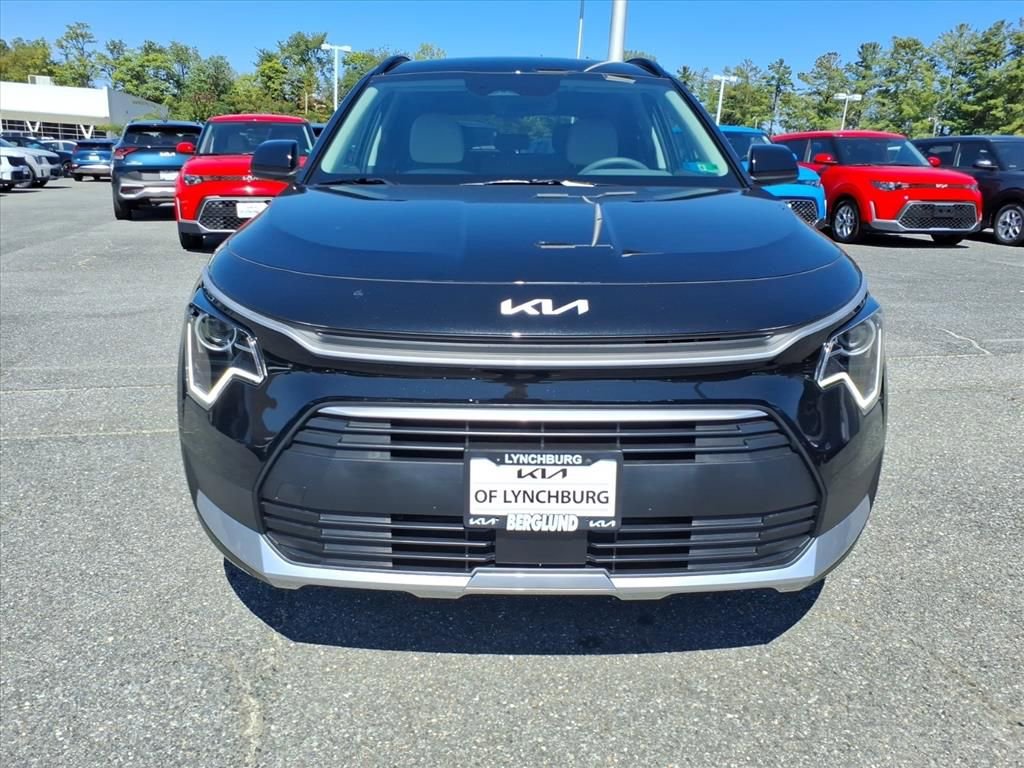 New 2025 Kia Niro EX image 9