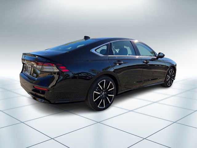 New 2026 Honda Accord Touring image 4
