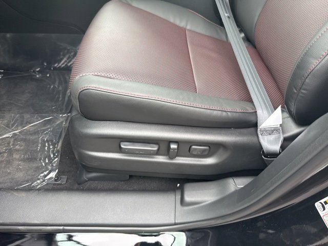 New 2026 Honda Ridgeline Black Edition image 17