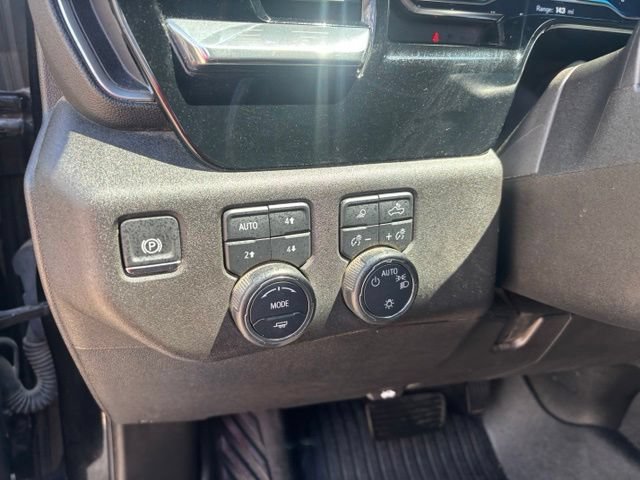 Used 2024 Chevrolet Silverado 1500 LT AWD/4WD image 21