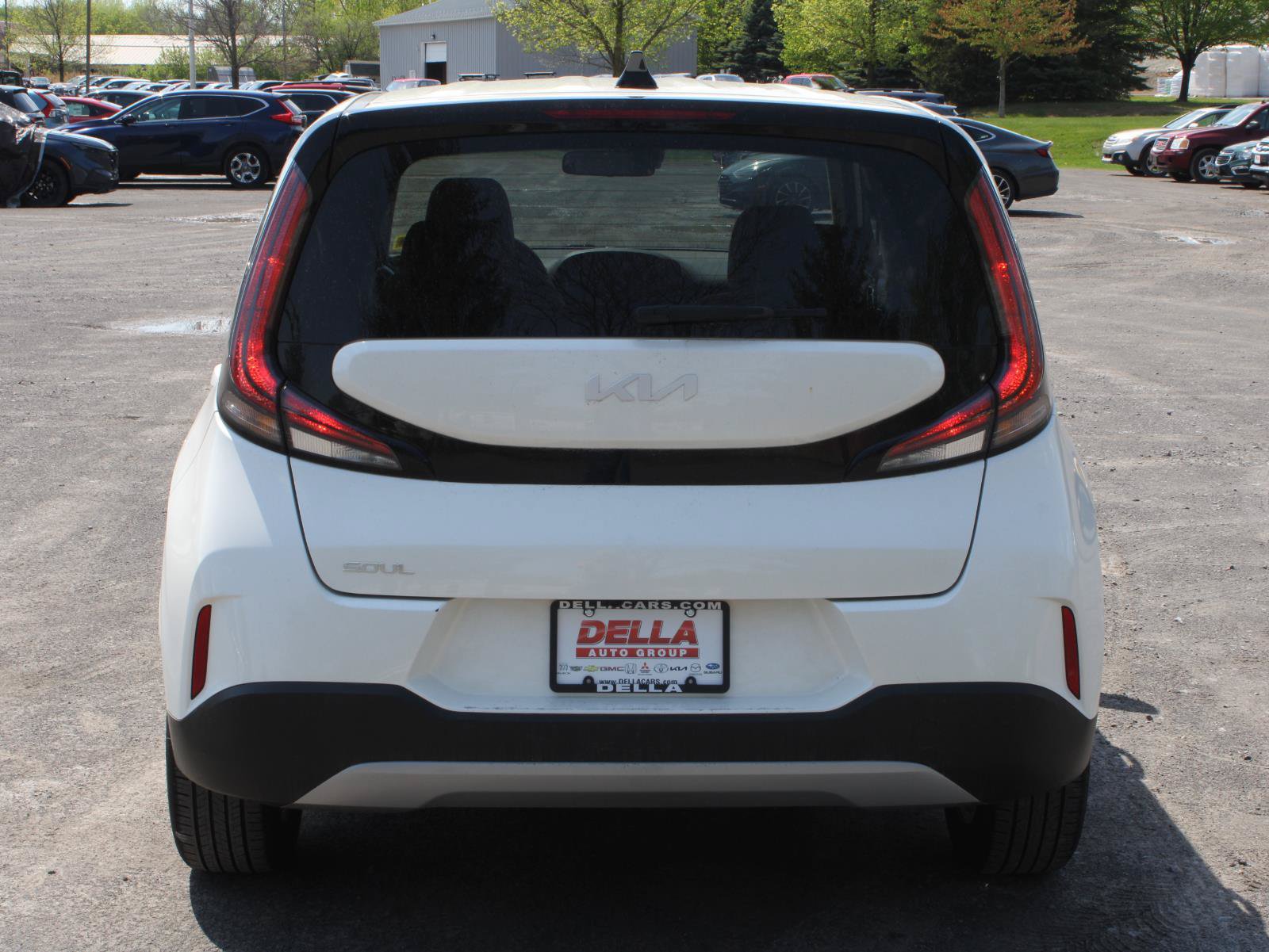 Used 2023 Kia Soul LX w/ LX Technology Package FWD image 6