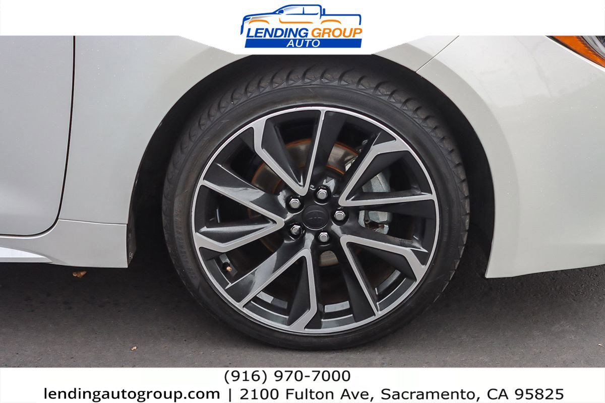 Used 2021 Toyota Corolla XSE image 9