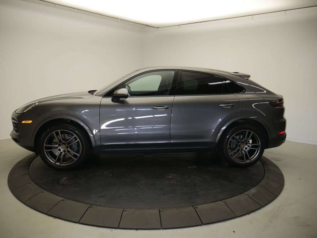 Certified 2021 Porsche Cayenne Coupe AWD/4WD image 2