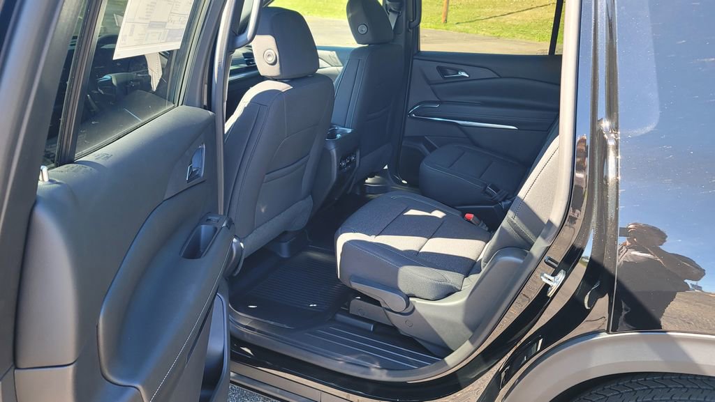 New 2026 Chevrolet Traverse LT w/ LPO, Floor Liner Package image 26
