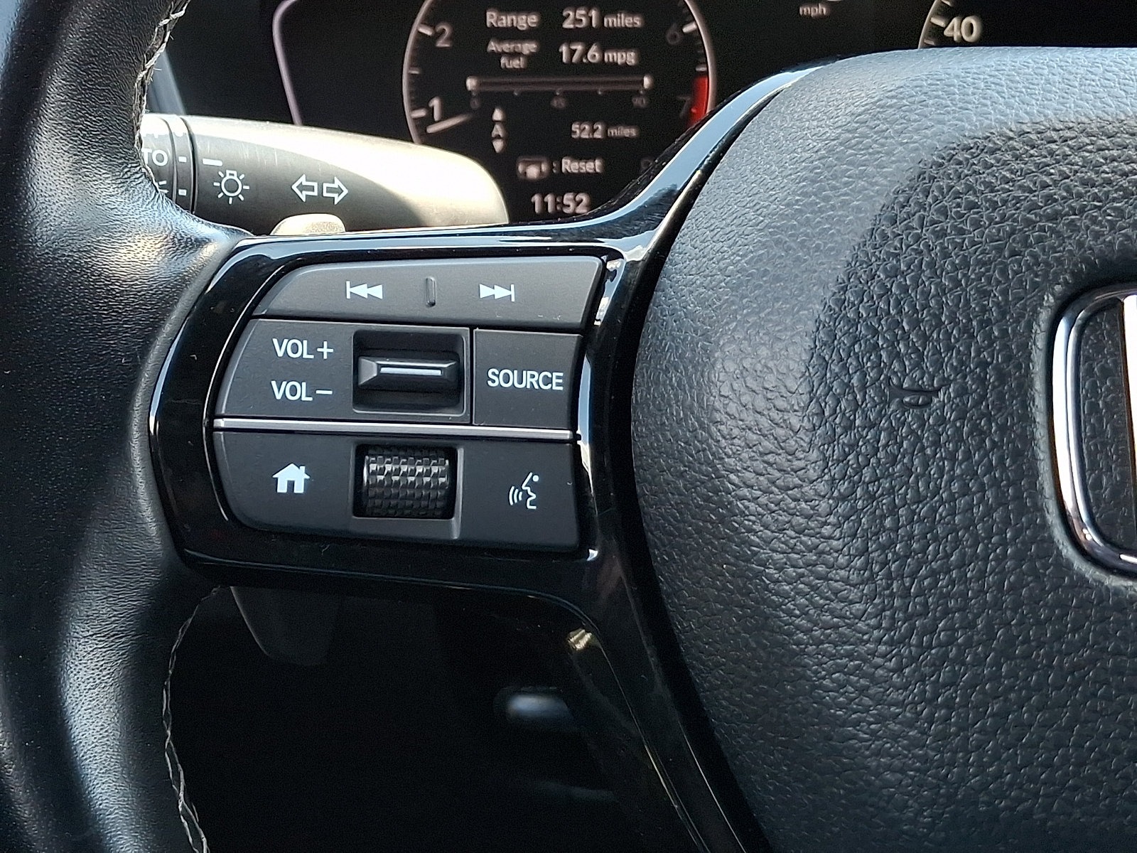 Used 2025 Honda Civic Sport image 20
