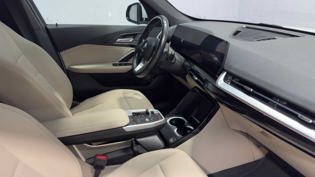 Used 2023 BMW X1 xDrive28i w/ Convenience Package AWD/4WD image 12