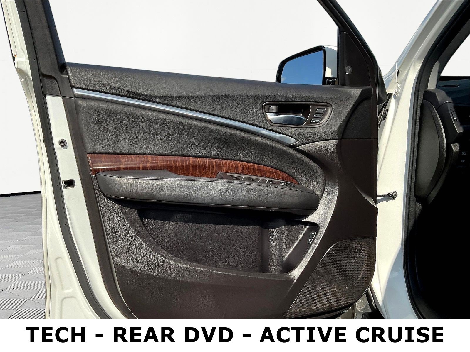 Used 2018 Acura MDX w/ Technology & Entertainment AWD/4WD image 20