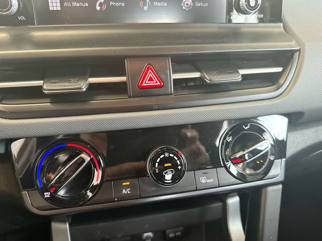 Certified 2025 Kia Seltos LX AWD/4WD image 18