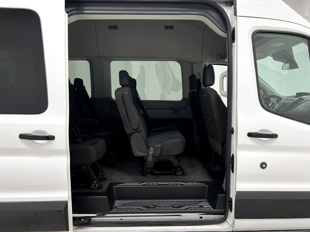 Used 2018 Ford Transit 350 XLT image 27