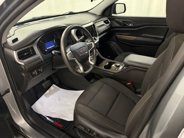 Used 2023 GMC Acadia SLE w/ Driver Convenience Package AWD/4WD image 11