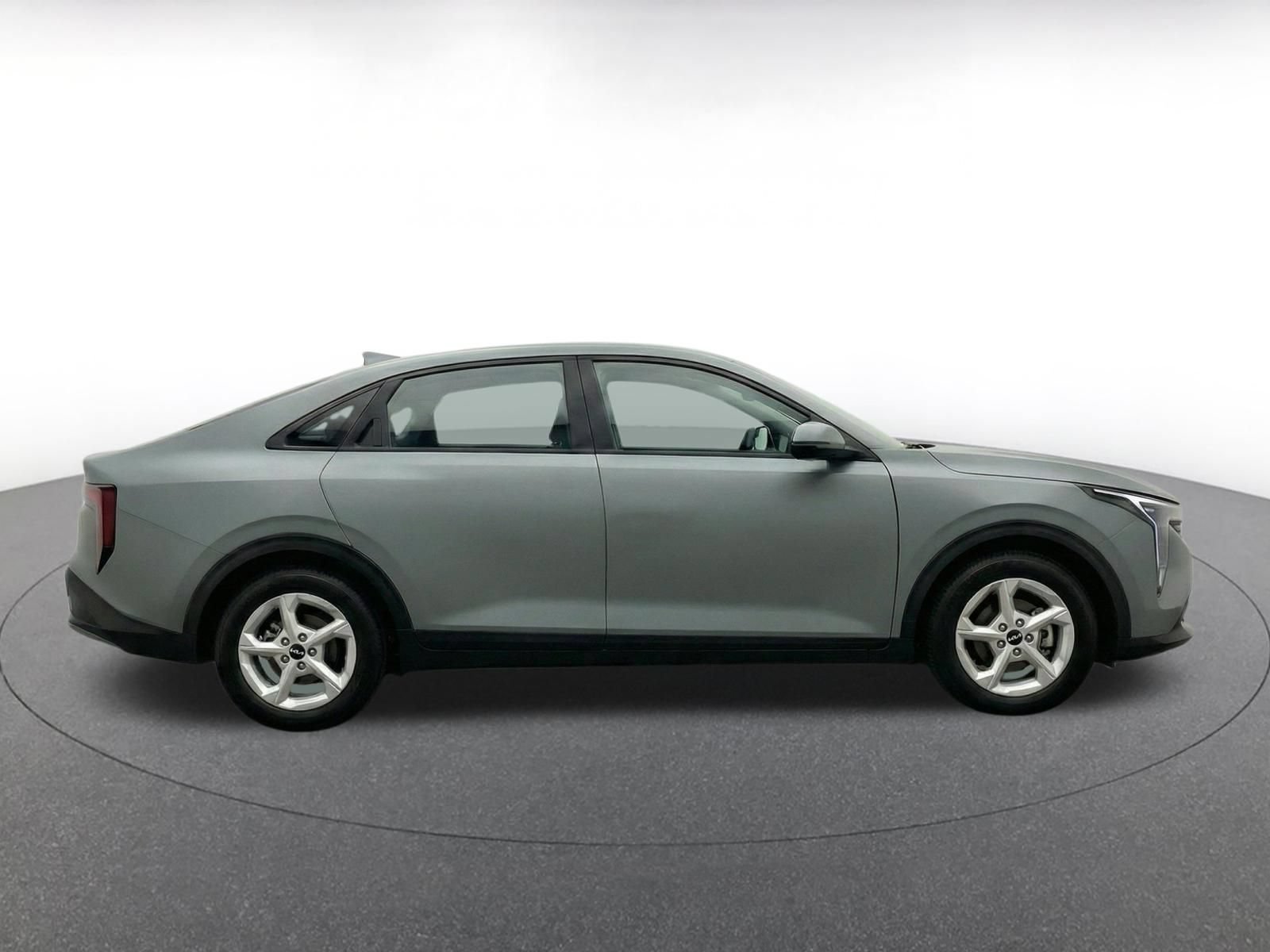 Used 2025 Kia K4 FWD image 10