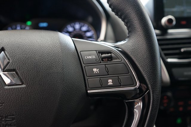 Used 2025 Mitsubishi Eclipse Cross SE image 33