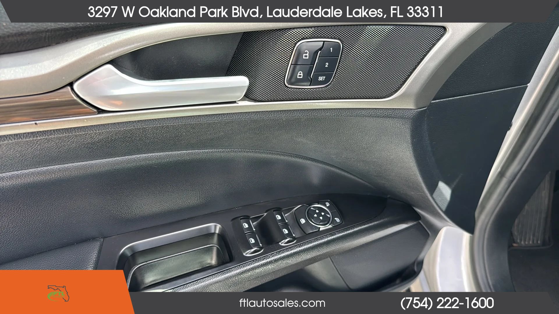 Used 2018 Ford Fusion SE w/ Fusion SE Technology Package FWD image 18