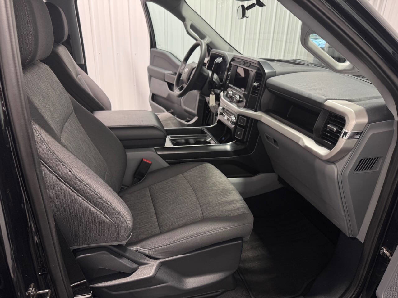 Used 2023 Ford F150 XL w/ XL Chrome Appearance Package image 18